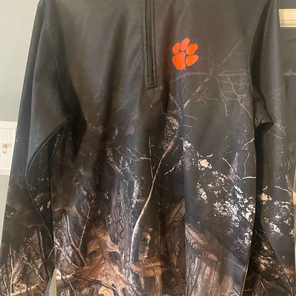 Men’s NWT Medium Clemson Real Tree Edge Half Zip Colosseum Pullover